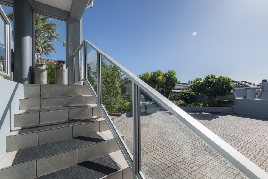 3 Bedroom Property for Sale in Myburgh Park Western Cape